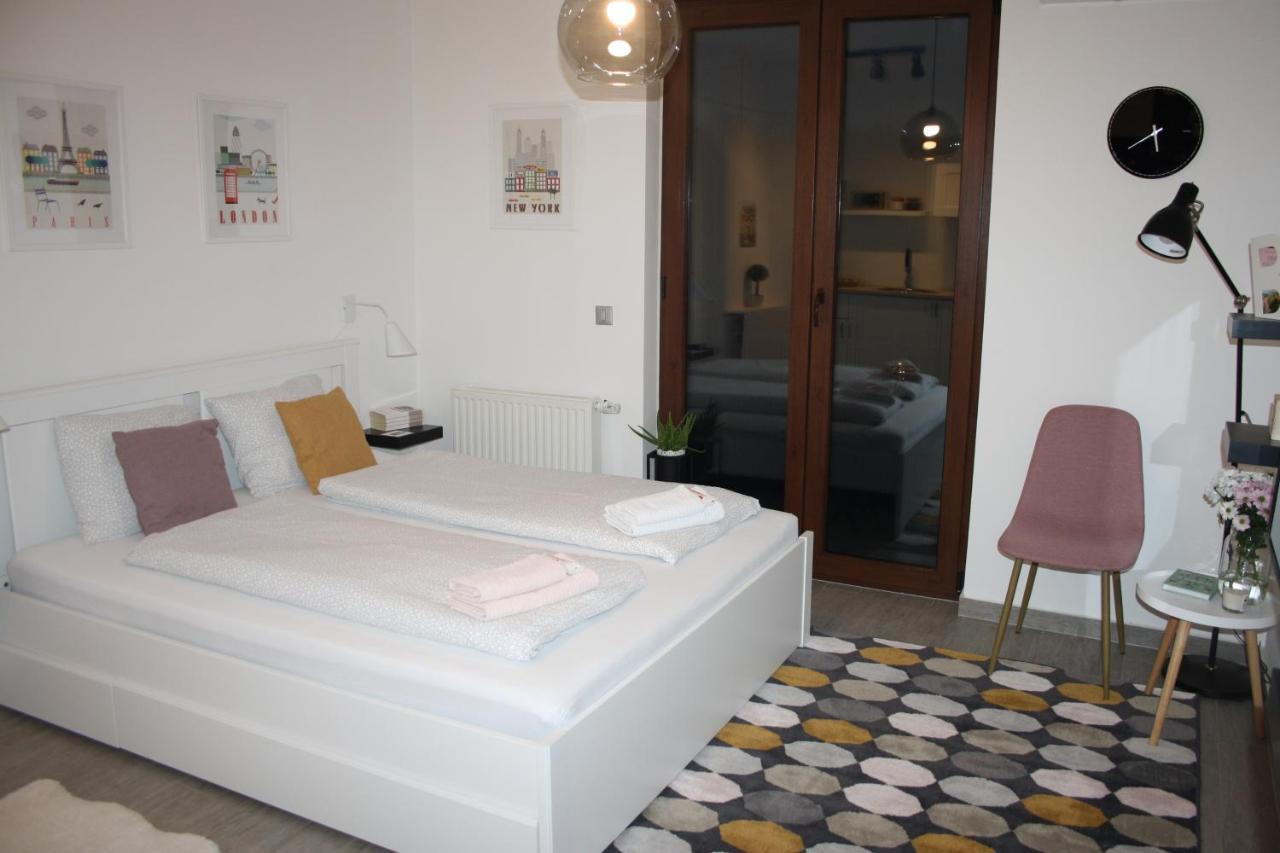 Studio Apartman Centar Ðakovo 外观 照片