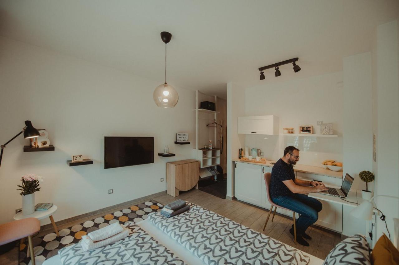 Studio Apartman Centar Ðakovo 外观 照片