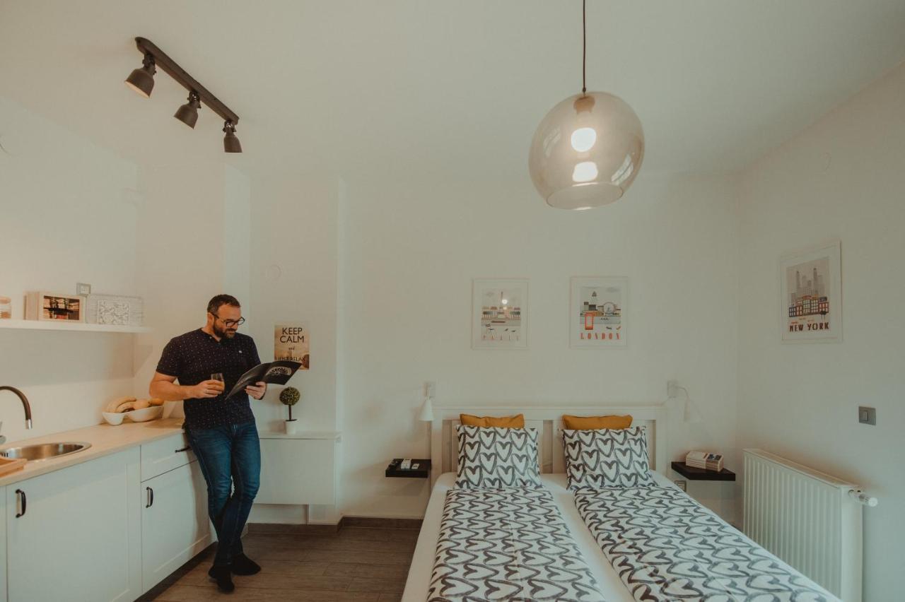 Studio Apartman Centar Ðakovo 外观 照片